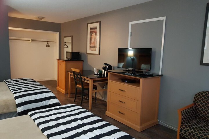 Room 19 of 32