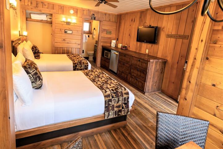 Cedar Glen Lodge