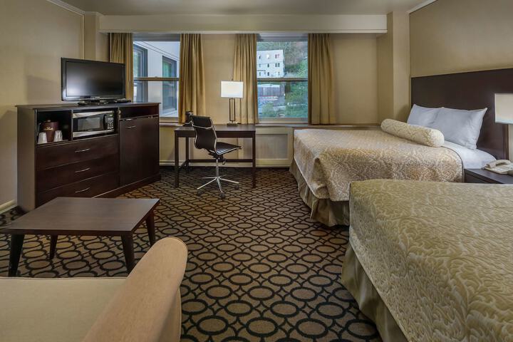 Room 16 of 31
