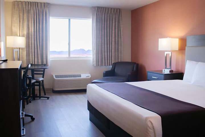 Room 8 of 47
