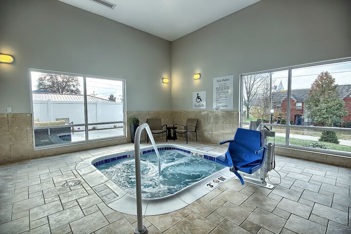 Pool 14 of 82