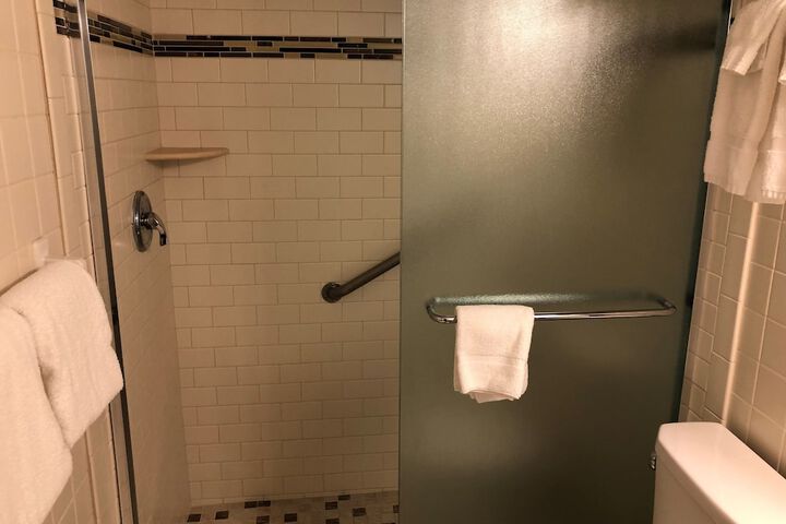 Room 20 of 43