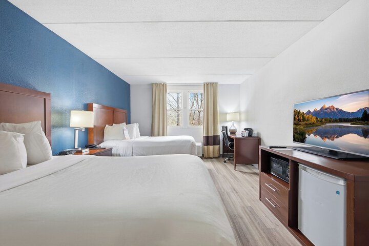 Comfort Suites Near Casinos Norwich-Uncasville CT