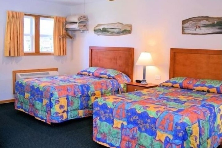 Pony Island Inn