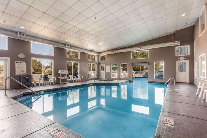 Pool 3 of 33