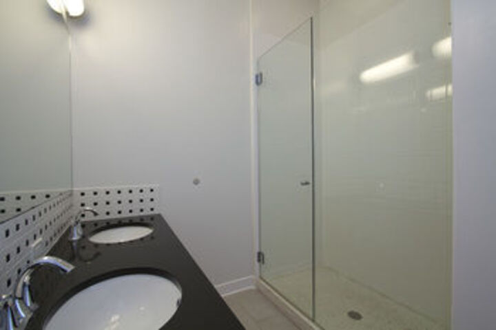 Contemporary 2Br in Lincoln Park by Sonder