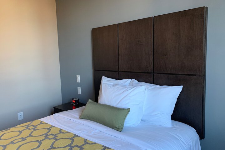 Room 20 of 26
