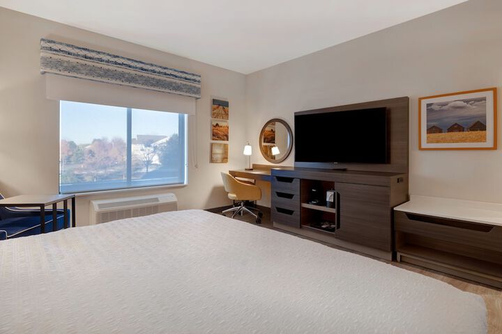 Room 36 of 47