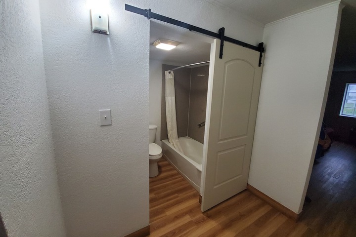 Room 25 of 47