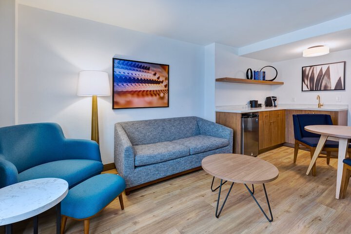 Room 75 of 116