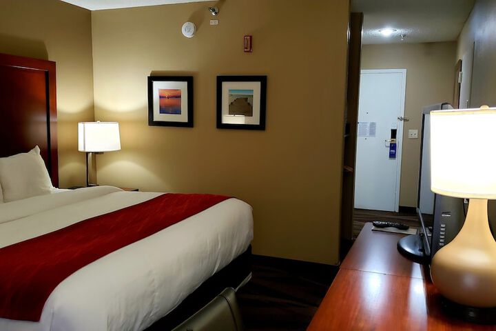 Room 30 of 60