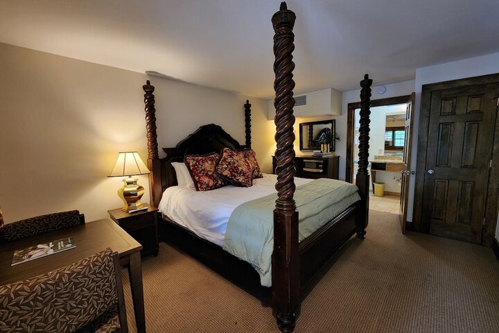 The Inn at Shady Lawn