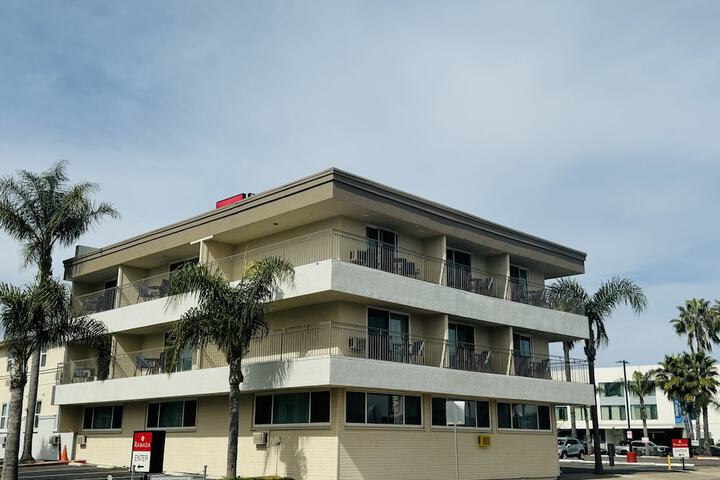 Hotel 3 of 92