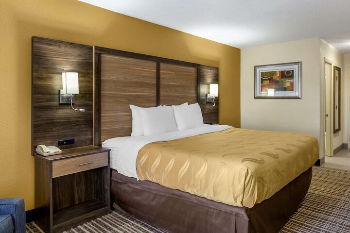 Room 9 of 36
