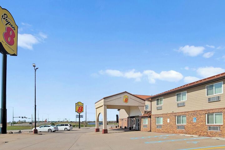 Super 8 by Wyndham Ogallala