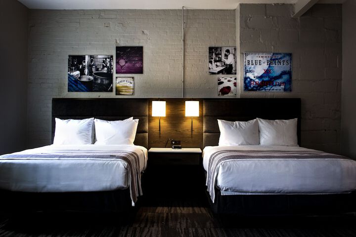 Room 43 of 89