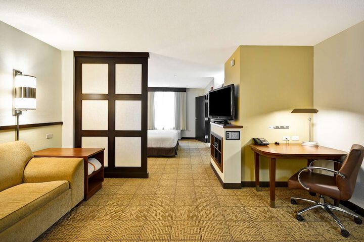 Hyatt Place Chicago / Naperville/Warrenville