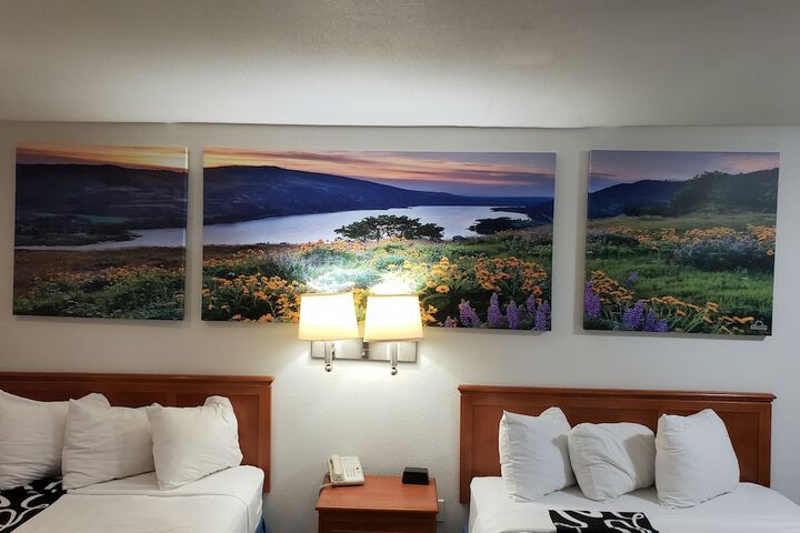 Room 11 of 27