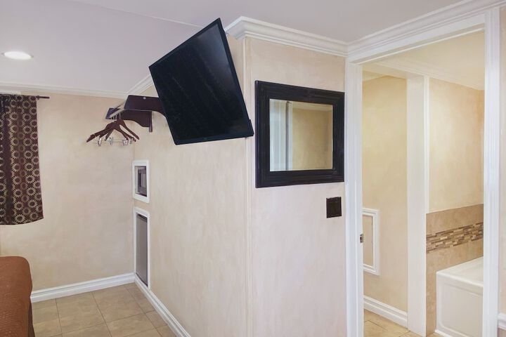 Nite Inn - Walking Distance to Universal Studios Hollywood