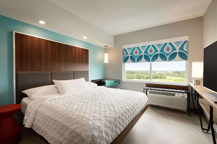 Room 15 of 39