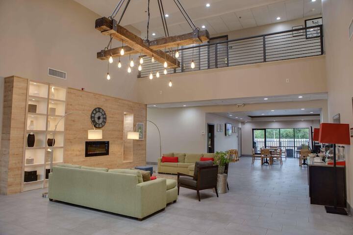 Country Inn & Suites by Radisson Harlingen, TX