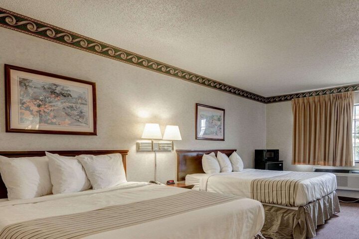 Room 20 of 31