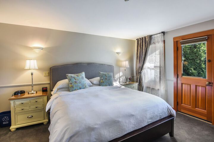Room 20 of 68