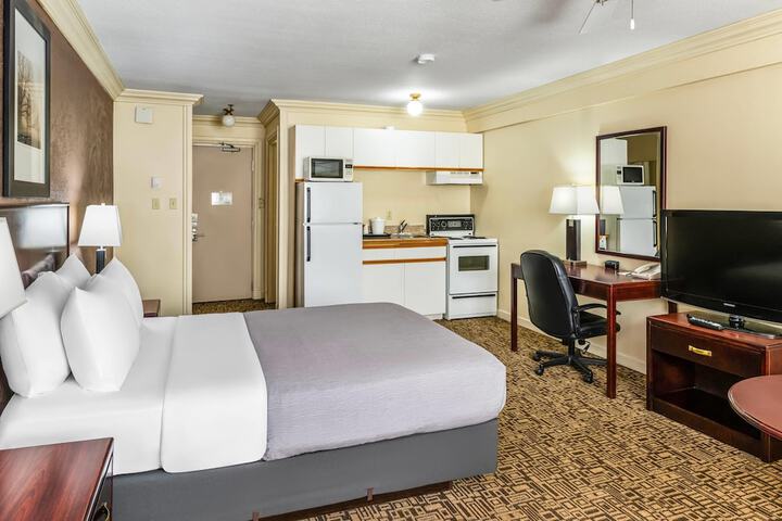 Quality Inn & Suites