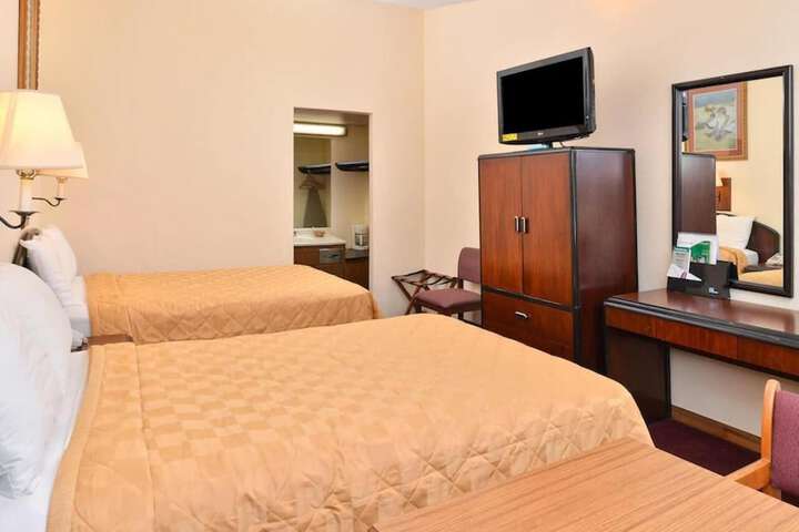 Room 14 of 26