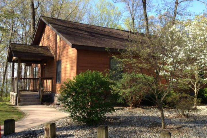 Potawatomi Inn & Cabins
