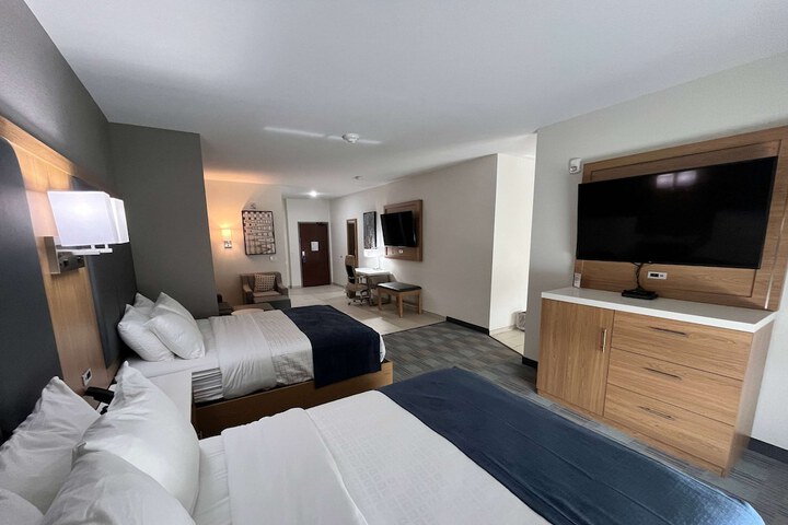 La Quinta Inn & Suites by Wyndham Coralville Iowa City