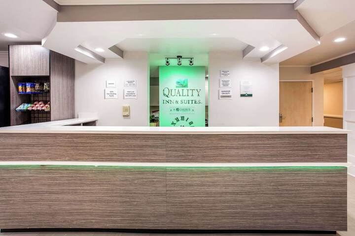 Quality Inn & Suites Myrtle Beach near Outlets
