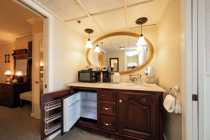 Boardwalk Plaza Hotel