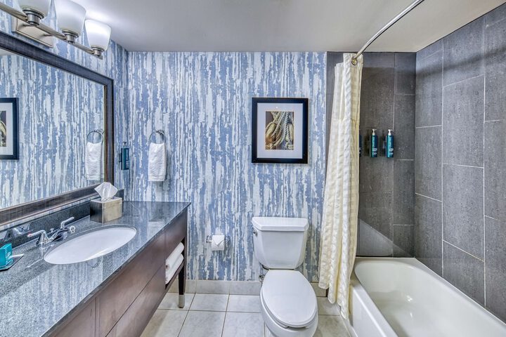 DoubleTree by Hilton Hotel Port Huron