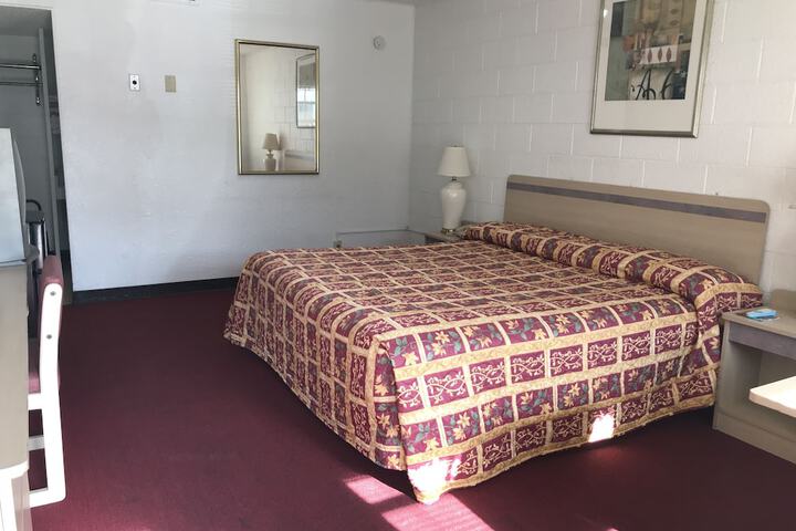 Room 14 of 59