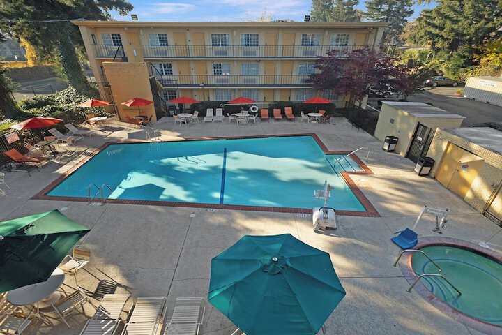 Pool 6 of 54