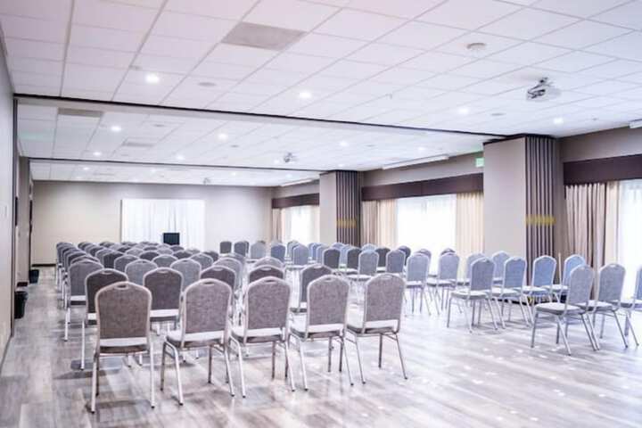 Holiday Inn Salem by IHG