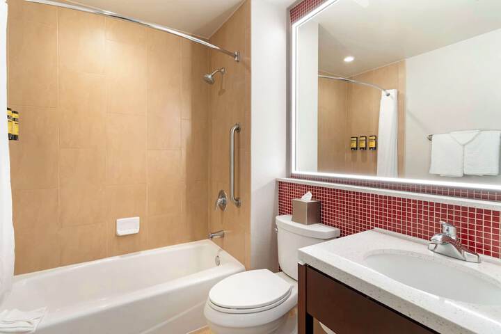Best Western Plus Rancho Cordova Inn