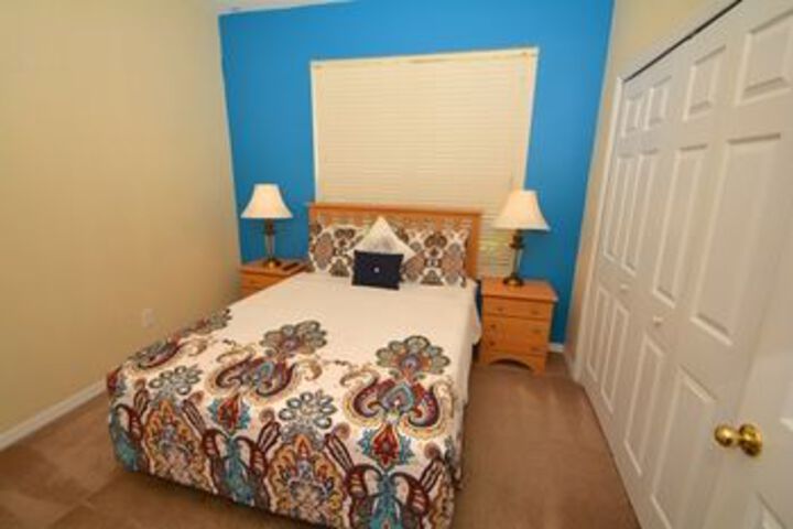 Rent a Villa Eagle Management Davenport