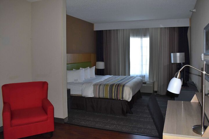 Country Inn & Suites by Radisson Hagerstown, MD