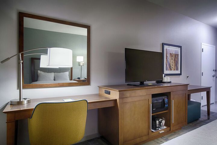 Hampton Inn Salina