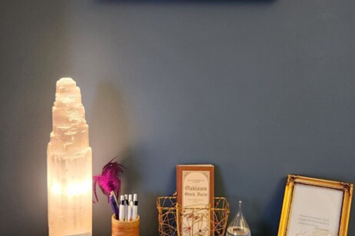 Oaklawn Inn LLC