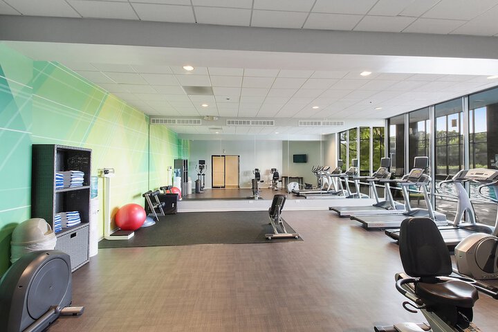 Holiday Inn Chicago Nw Crystal Lk Convention Center by IHG
