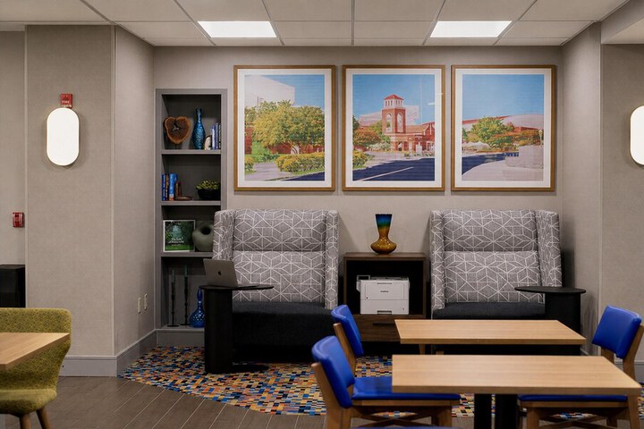 Hampton Inn Oxford / Conference Center