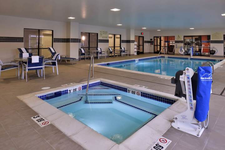 Pool 11 of 64
