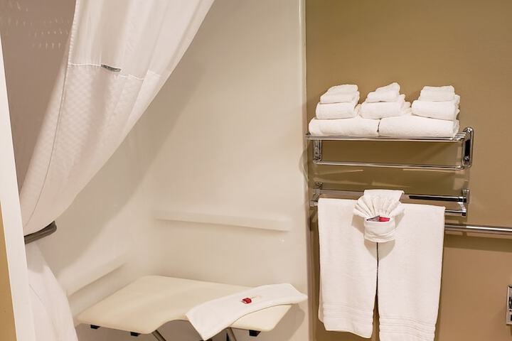 Microtel Inn & Suites by Wyndham Dover