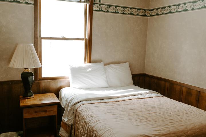 Room 55 of 132