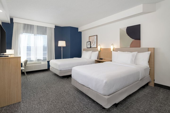 Room 10 of 31
