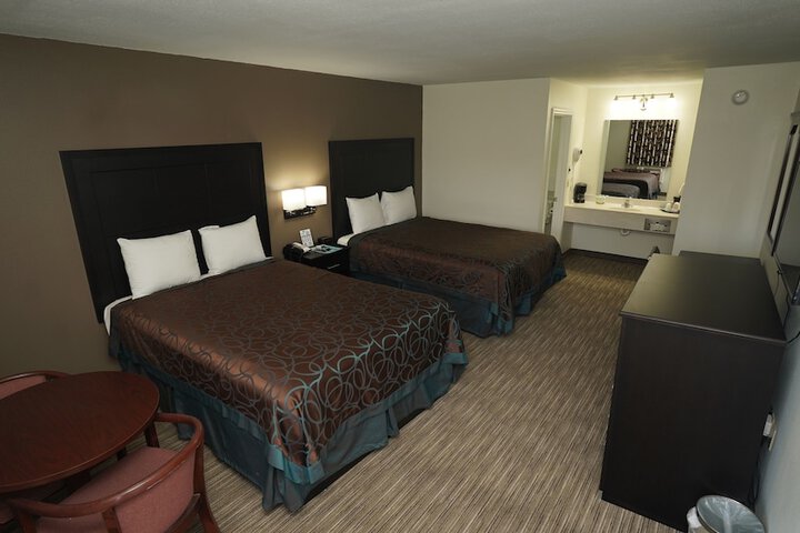 Madison Inn Lodge