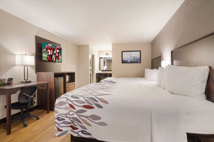 Room 18 of 37